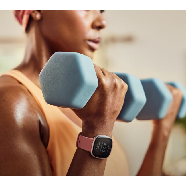 Fitbit Versa 4 Smartwatch - Pink Sand / Copper Rose Aluminium | FB523RGRW