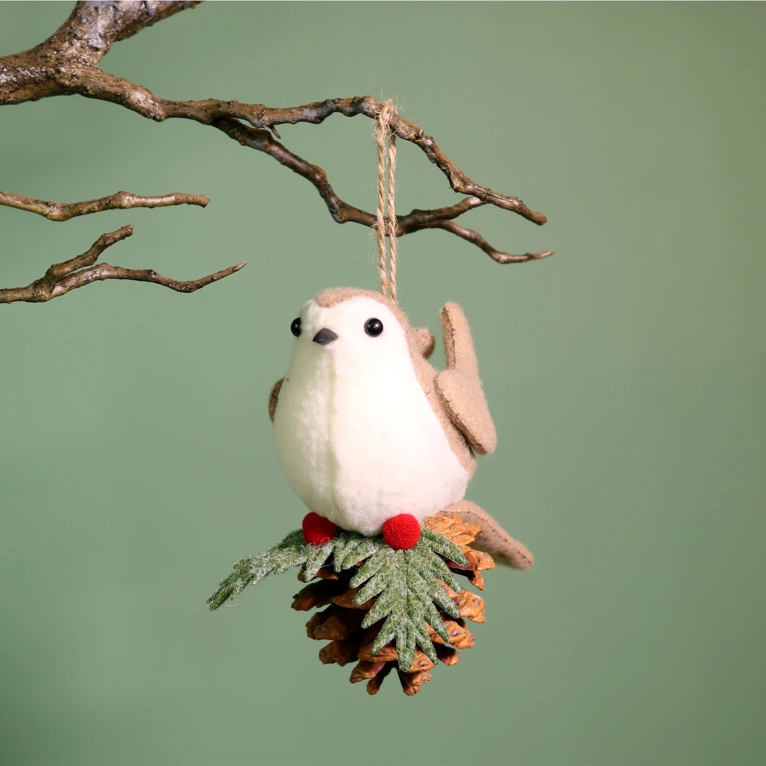 Festive Hanging Resting Wren