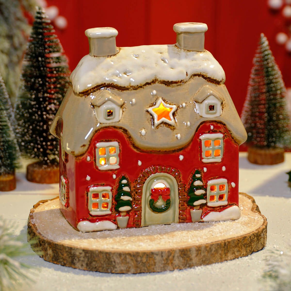 Xmas Red Cottage Tealight Holder